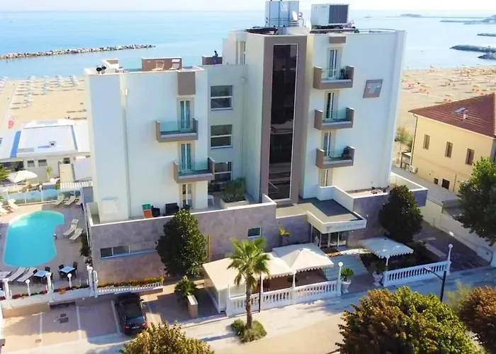 מלון Caesar Paladium 3*