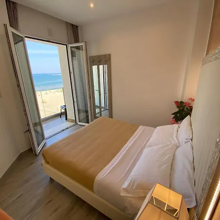 Caesar Paladium 3* Римини