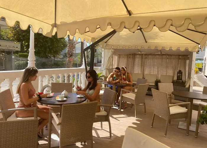 Caesar Paladium Hotel 3*