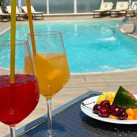 Caesar Paladium Hotel 3*