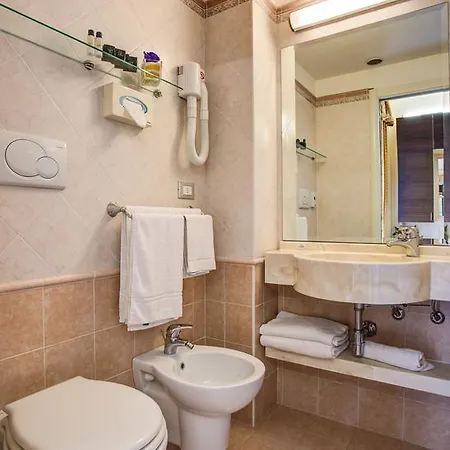 Ξενοδοχείο Caesar Paladium 3*